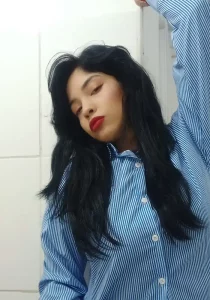 Alice. Massagem na Bela Vista