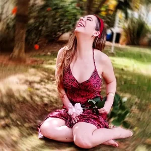 Massagem Sensual Goiânia. Terapeuta Ella